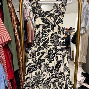 Who What Wear Black and Cream Floral Midi Dress